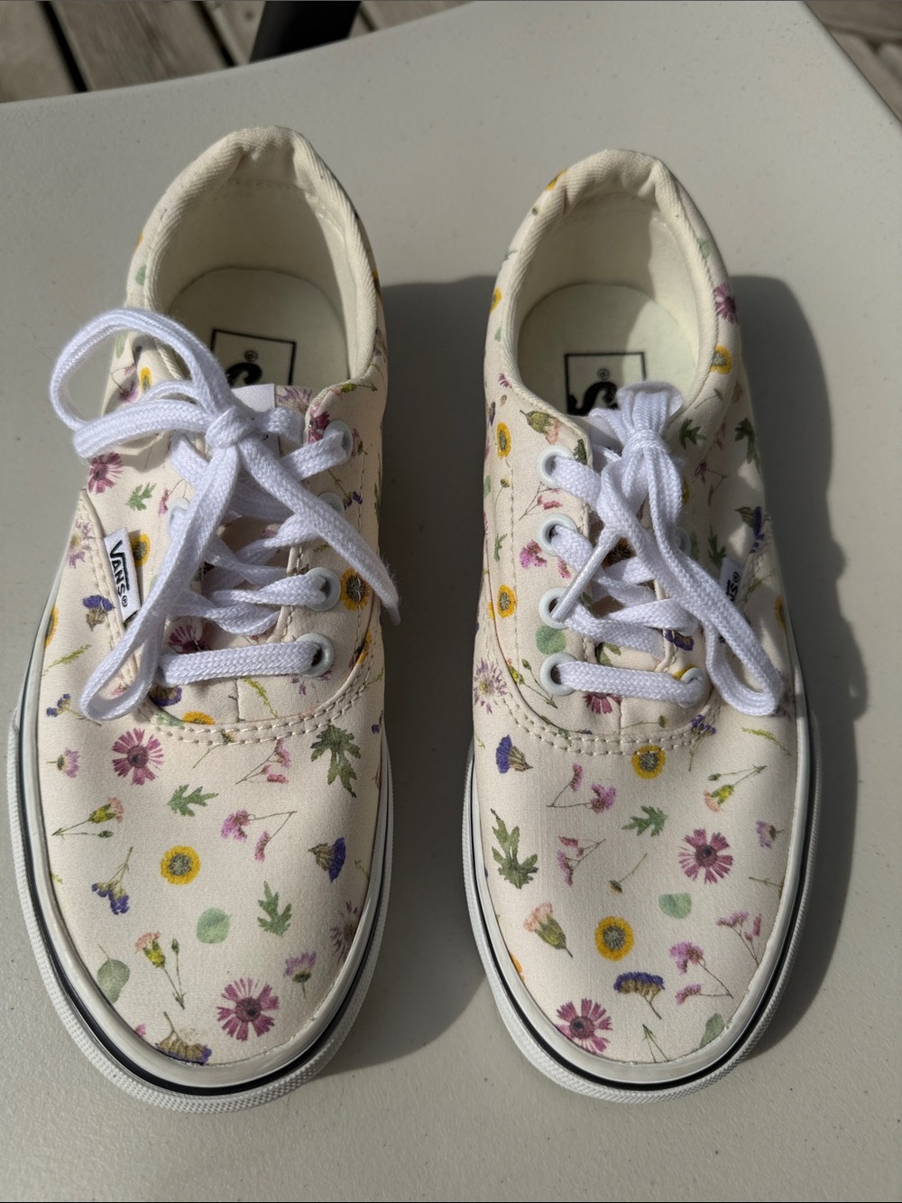 Vans Cream Floral Canvas Lace-Up Sneakers, size 5.